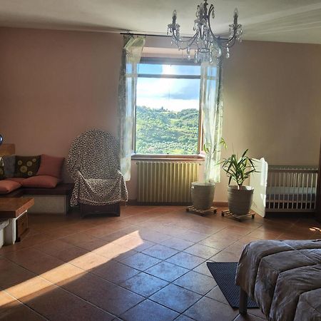 Cesare Battisti Apartman Seggiano Szoba fotó