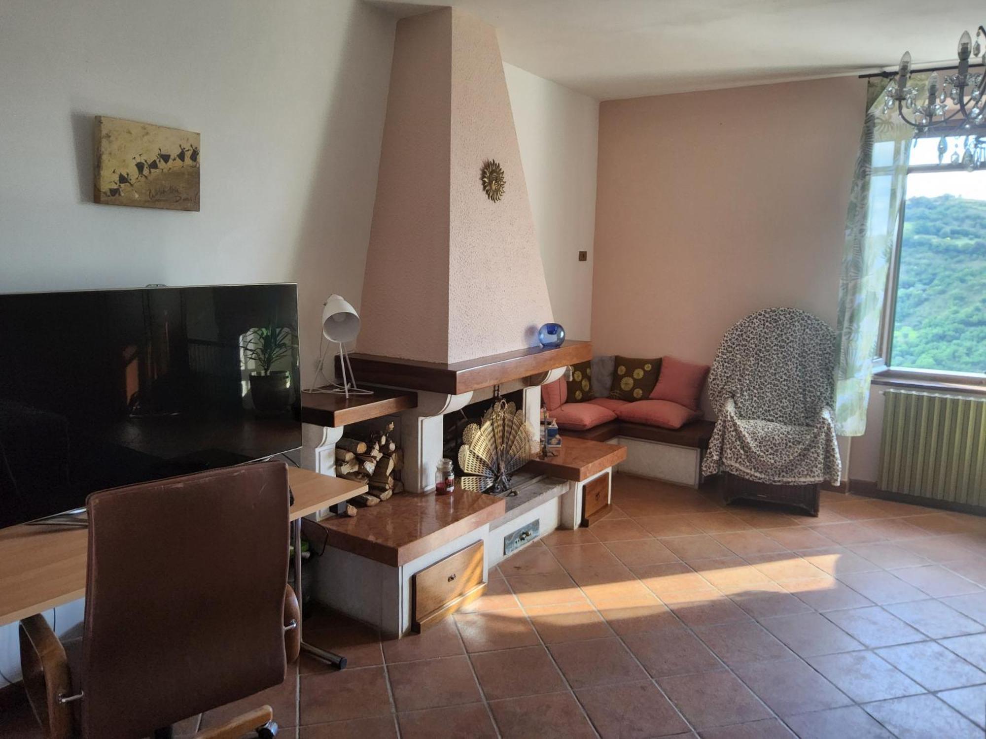 Cesare Battisti Apartman Seggiano Szoba fotó